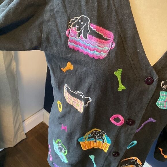 MICHAEL Simon Lite Vintage Embroidered Dog Patch Button Up Cardigan - Picture 2 of 5